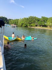 14 Passenger Pontoon for Rent on Lake Austin - Renter must be 18+. All ages welcome.