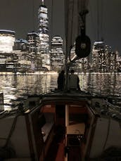 Sailing NYC with Brooklyn Sail