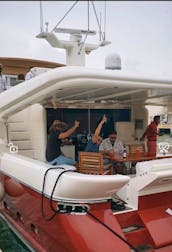 SEDUCTIVE LUXURY 84 ft Mega Yacht in Cancun  w jacuzzy FREE JETSKI seadoo 