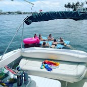 Sea Ray Amberjack 32ft Yacht Charter in Fort Lauderdale