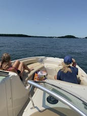 Lake Norman-Sea Ray Sundeck de 24 pieds avec capitaine à Cornelius, en Caroline du Nord