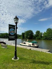 24' Nimble Nomad Self Hire Boat, Erie Canal,  Finger Lakes. 