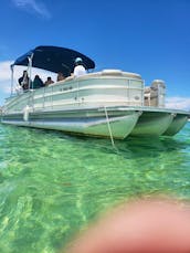 Party Barge 27ft Berkshire Luxury Tritoon. Party or Cruise Around The Intercostal And Enjoy The Million Dollar Views in Sunny Isles Beach!!