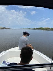 Bateau à console centrale pour la pêche 🐠 et le divertissement 🍾 à Palm Coast