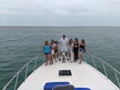 Yate de crucero privado de lujo Hatteras de 45 pies en Destin, FL