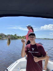 Barco con consola central Fishing 🐠 and Entertainment 🍾 Daytona Beach