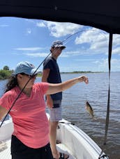 Barco con consola central Fishing 🐠 and Entertainment 🍾 Daytona Beach