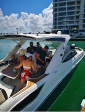 Increíble Searay 35 XLE: mucha diversión con estilo en Cancún