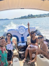 22ft Crest Pontoon Party Boat In Seattle Area And Surrounding Lakes