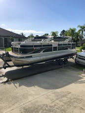 26' Sweetwater Pontoon Party Barge with Bar and Sink! Free Delivery in SWFL!