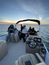 Aluguer privado de pontão em Crab Island com insufláveis (até 10)