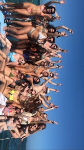 ¡Especialista en despedidas de soltero y cumpleaños en catamarán en Punta Cana!