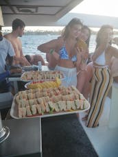 ¡Especialista en despedidas de soltero y cumpleaños en catamarán en Punta Cana!
