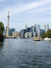 41' Luxury Yacht Charter In Toronto