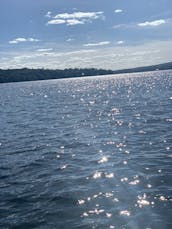 Bennington 22' Pontoon on Merrymeeting Lake, New Hampshire