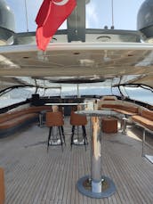 Elegante e luxuoso Power Mega Yacht para 80 hóspedes em Istambul, apenas 600€ por hora