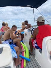 Easy to Drive Bayliner Deck Boat  (10% Off Weekday Specials!!)