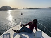 29ft Bayliner Sierra Motor Yacht in Huntington Beach