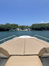 32' Eduardoño Center Console in Cartagena, Colombia