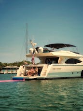 Alquile un megayate Ferretti Power de 80 pies en Miami, Florida