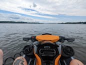 Diversão no Sun Jet Skis Lake Wylie! 2024 Sea Doo com alto-falantes Bluetooth!