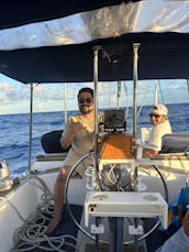 Navigation privée sur un yacht de luxe de 45 pieds, navigation d'une journée, voile au coucher du soleil, plongée avec tuba 