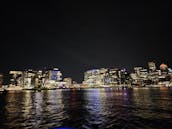 VISITEZ BOSTON SUR UN YACHT.. Dates pour le dîner, location pour une journée à la plage, anniversaire et plus encore !