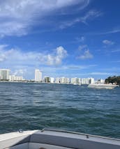 Fun Party Ride On 30’ Sundeck in Miami! Free Hour Promo Available! 