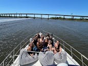 ¡Disfruta del mejor yate para fiestas en Charleston, Carolina del Sur!