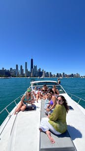 Sea Ray Express 390 Luxury Charter en Chicago, Illinois