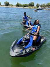 Nouvelle paire de Seadoo Spark Trixx 2 2023 à louer à MOval/Lake Perris !