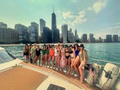 Charter capitaneado en un lujoso yate a motor Martini Sea Ray de 60 pies en Chicago