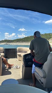 Self Captain 15 Passenger Luxury Pontoon Boat On Lake Travis