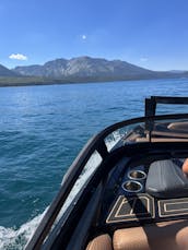 Location de wakesurf sur le lac Tahoe | Centurion Fi23 Bowrider