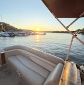 Barco flutuante no Lago Hopatcong, passeio de 2 horas ao pôr do sol!