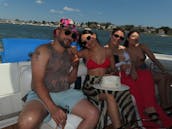 Yate a motor Sea Ray de 34 pies en Boston en alquiler 