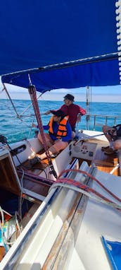 Charter a Cruising Monohull in Algarrobo, Chile!