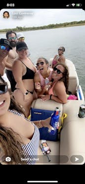 2019 Sun Tracker Party Barge 20 Pontoon Boat | Lake Arlington