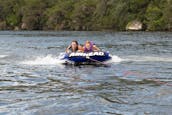 Lake Austin Celebration Cruiser: aniversários, esportes aquáticos, despedidas de solteiro...