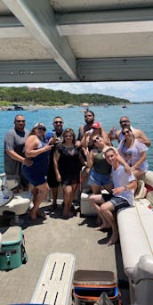 Premier Tritoon - Aluguel de barcos para festas em Austin/Lake Travis!!