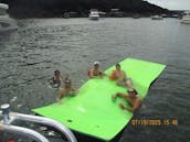 Aluguel de pontão Bentley de 24 pés em Lake Travis