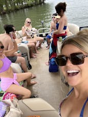 Lowes Boat SF212 Pontoon Rental In Austin, TX