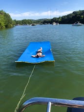 Lake Austin - Luxury Pontoon Charter