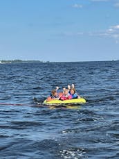 Pontoon 20' Suntracker Party Barge , Ayden NC