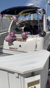 Yate Sea Ray Sundancer de 32 pies para alquilar en Cabo San Lucas, México