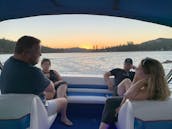 Bateau familial spacieux à proue ouverte de 22 pieds pour Bass Lake, en Californie (2 jours minimum)