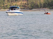 Bateau familial spacieux à proue ouverte de 22 pieds pour Bass Lake, en Californie (2 jours minimum)