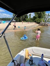 Navegue em nosso iate máximo de 41 pés no Lago Wylie