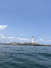 38' Power downeast cruiser yacht in Boston