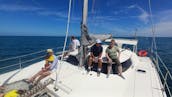 Participez à une séance photo et naviguez autour de Melbourne à bord du catamaran Fountaine Pajot de 35 pieds